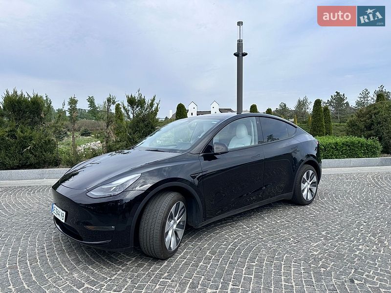 Tesla Model Y 2022