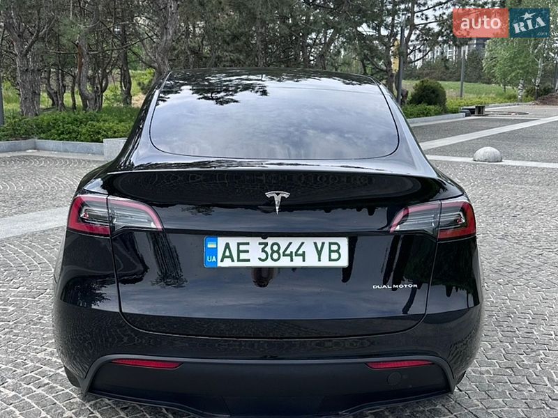 Внедорожник / Кроссовер Tesla Model Y 2022 в Днепре