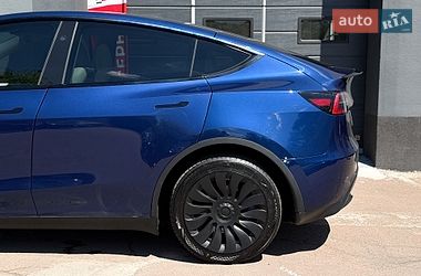 Позашляховик / Кросовер Tesla Model Y 2024 в Києві фото 7 Позашляховик / Кросовер Tesla Model Y 2024 в Києві