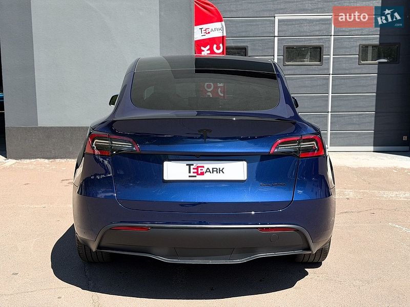 Позашляховик / Кросовер Tesla Model Y 2024 в Києві фото 9 Позашляховик / Кросовер Tesla Model Y 2024 в Києві