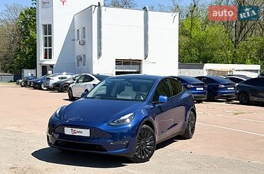 Позашляховик / Кросовер Tesla Model Y 2024 в Києві фото 2 Позашляховик / Кросовер Tesla Model Y 2024 в Києві