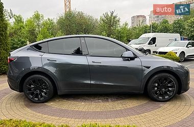 Внедорожник / Кроссовер Tesla Model Y 2021 в Львове
