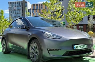 Внедорожник / Кроссовер Tesla Model Y 2023 в Киеве