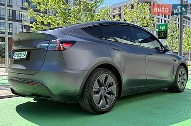 Внедорожник / Кроссовер Tesla Model Y 2023 в Киеве