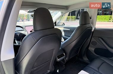 Внедорожник / Кроссовер Tesla Model Y 2023 в Киеве