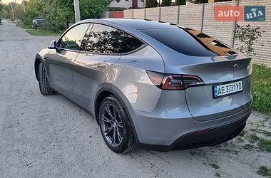 Позашляховик / Кросовер Tesla Model Y 2025 в Дніпрі