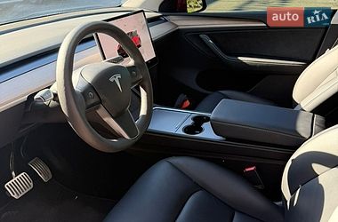 Позашляховик / Кросовер Tesla Model Y 2024 в Києві