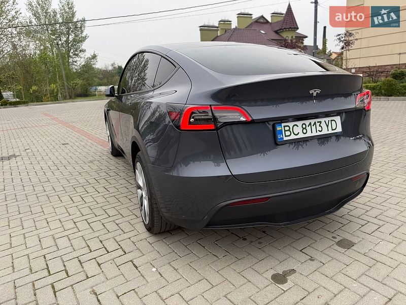 Позашляховик / Кросовер Tesla Model Y 2023 в Львові