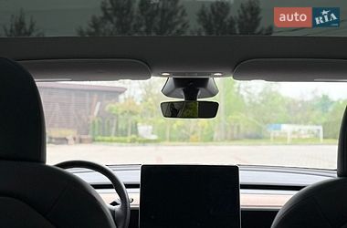 Позашляховик / Кросовер Tesla Model Y 2023 в Львові