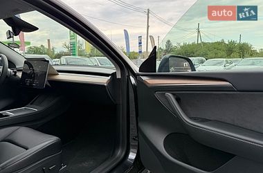 Позашляховик / Кросовер Tesla Model Y 2024 в Стрию