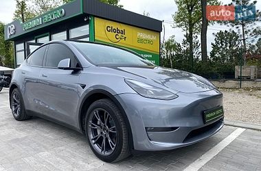 Позашляховик / Кросовер Tesla Model Y 2024 в Києві