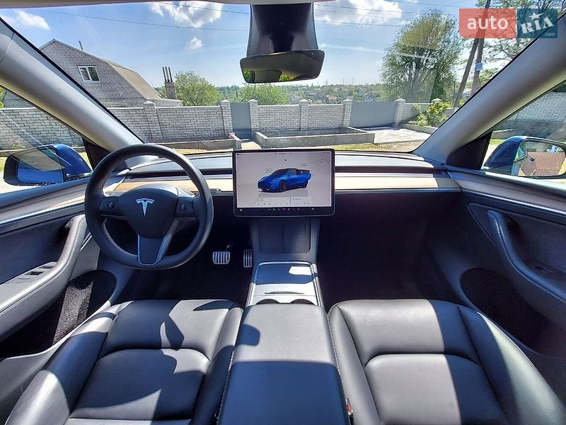 Позашляховик / Кросовер Tesla Model Y 2024 в Дніпрі