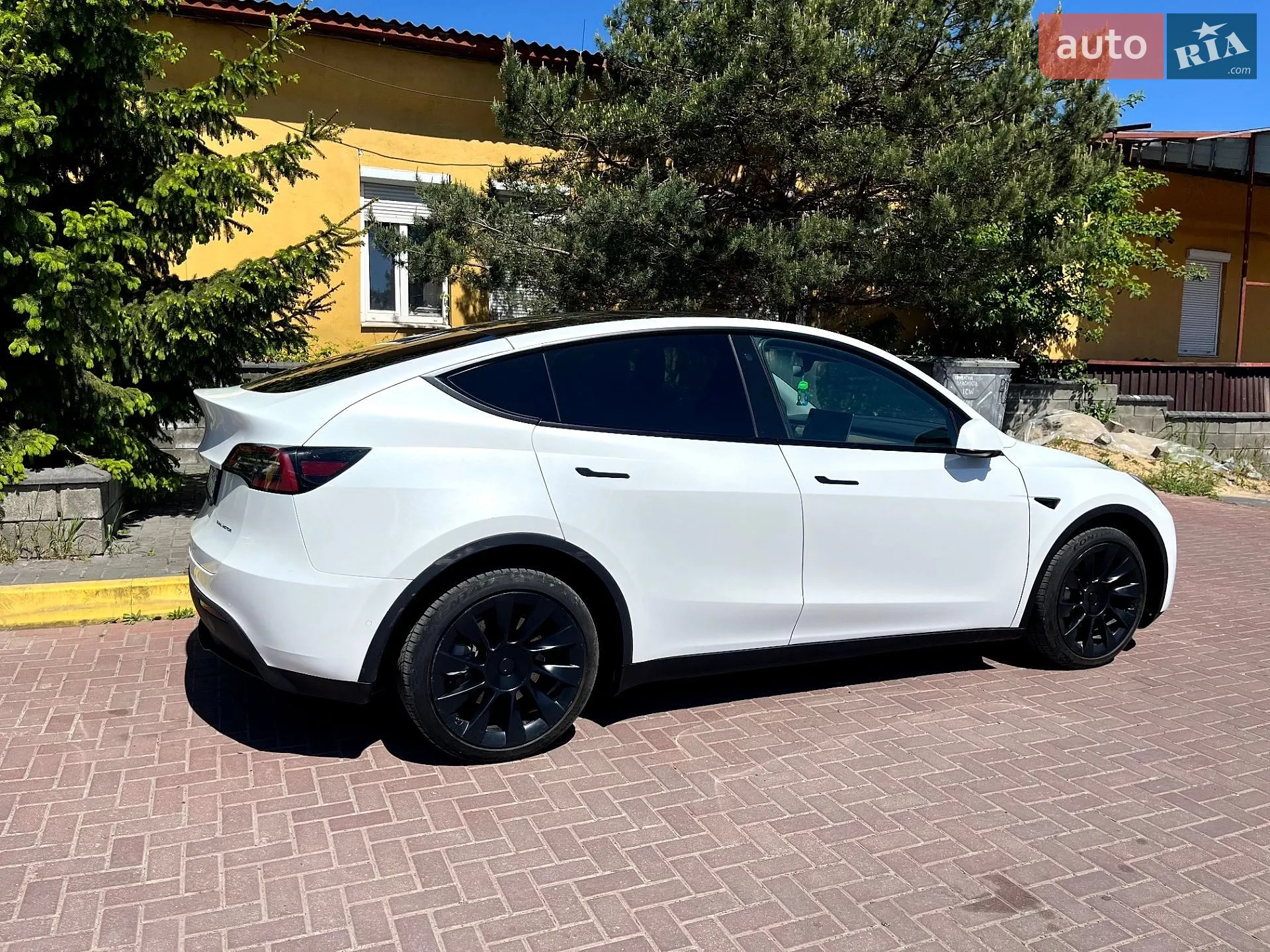2022 Tesla Model Y - мініатюра 2
