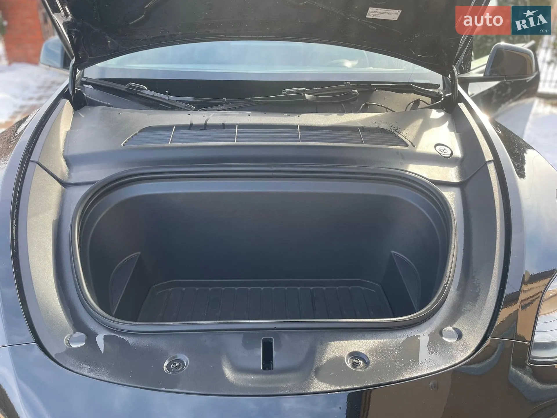 2024 Tesla Model Y - мініатюра 10