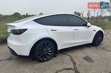 Внедорожник / Кроссовер Tesla Model Y 2022 в Одессе