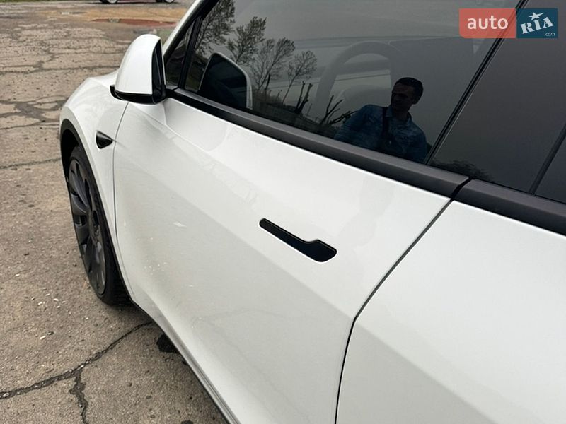 Внедорожник / Кроссовер Tesla Model Y 2022 в Одессе