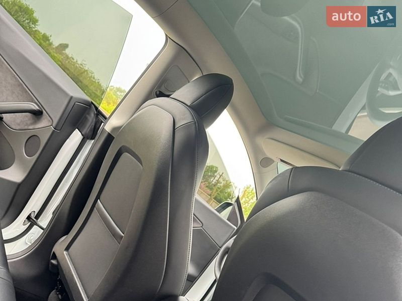 Внедорожник / Кроссовер Tesla Model Y 2022 в Одессе