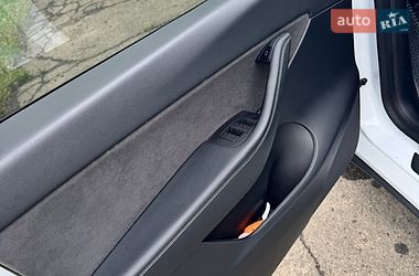 Внедорожник / Кроссовер Tesla Model Y 2022 в Одессе
