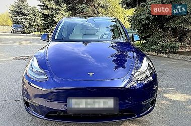 Позашляховик / Кросовер Tesla Model Y 2021 в Запоріжжі