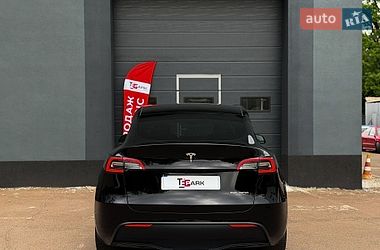 Внедорожник / Кроссовер Tesla Model Y 2021 в Киеве