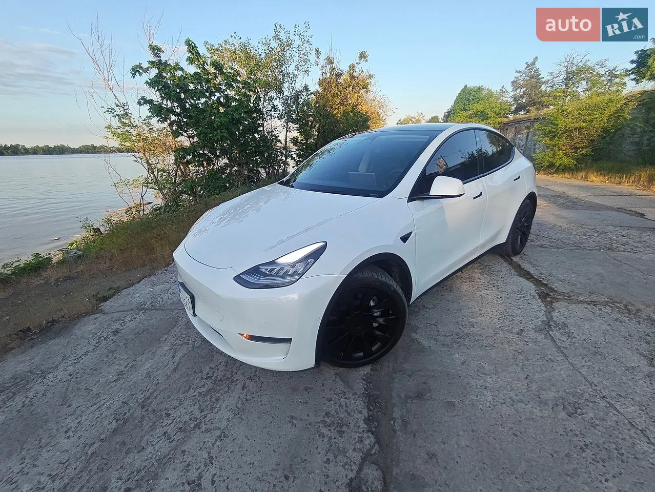 2020 Tesla Model Y - мініатюра 35