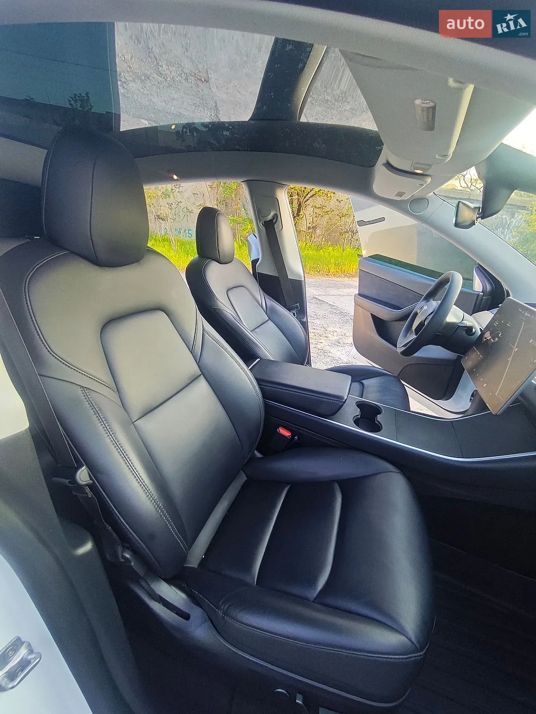 2020 Tesla Model Y - мініатюра 10