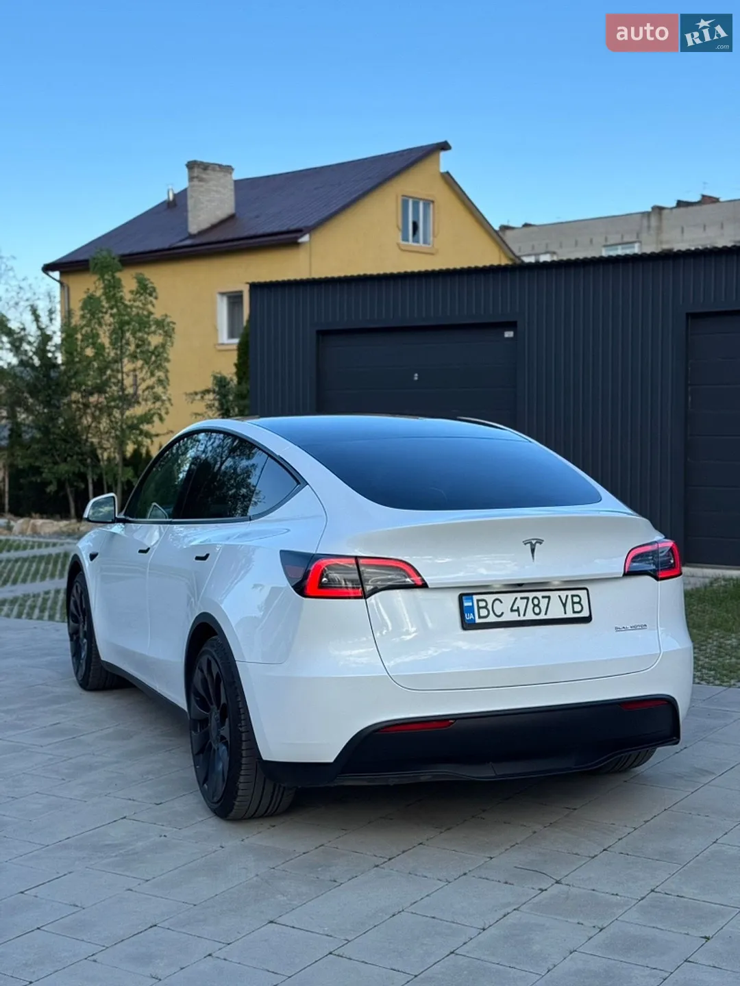 2022 Tesla Model Y - мініатюра 10