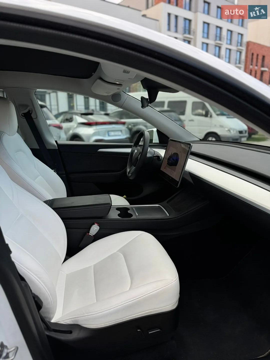 2022 Tesla Model Y - мініатюра 18