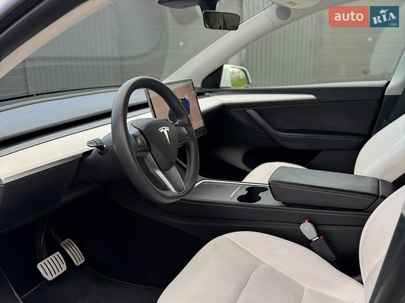 Внедорожник / Кроссовер Tesla Model Y 2022 в Самборе