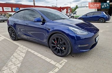 Внедорожник / Кроссовер Tesla Model Y 2023 в Тернополе