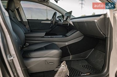 Позашляховик / Кросовер Tesla Model Y 2024 в Києві фото 63 Позашляховик / Кросовер Tesla Model Y 2024 в Києві