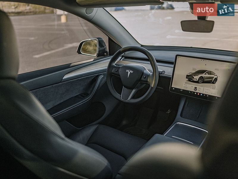 Позашляховик / Кросовер Tesla Model Y 2024 в Києві фото 72 Позашляховик / Кросовер Tesla Model Y 2024 в Києві