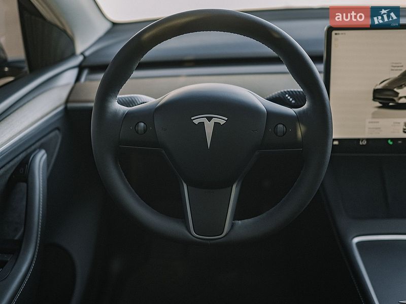 Позашляховик / Кросовер Tesla Model Y 2024 в Києві фото 73 Позашляховик / Кросовер Tesla Model Y 2024 в Києві