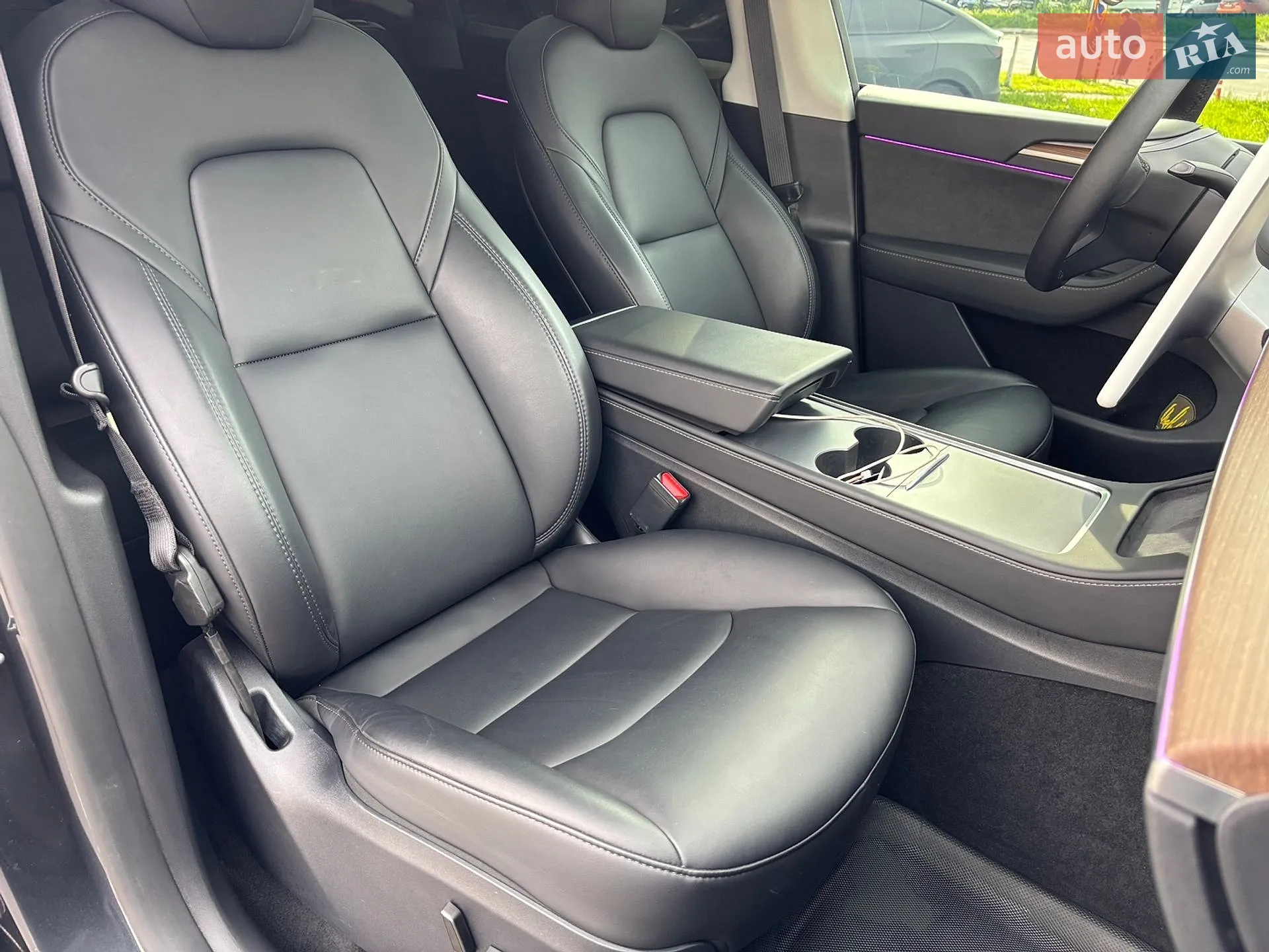 2024 Tesla Model Y - мініатюра 20