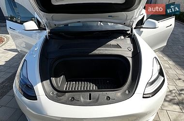 Внедорожник / Кроссовер Tesla Model Y 2022 в Житомире