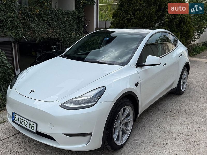 Внедорожник / Кроссовер Tesla Model Y 2021 в Одессе