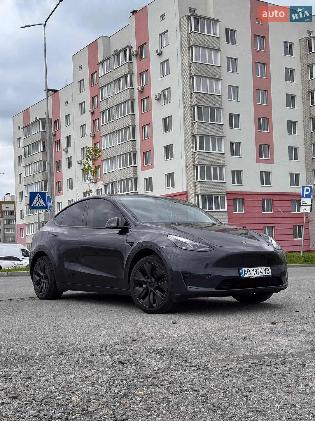 2024 Tesla Model Y - мініатюра 2
