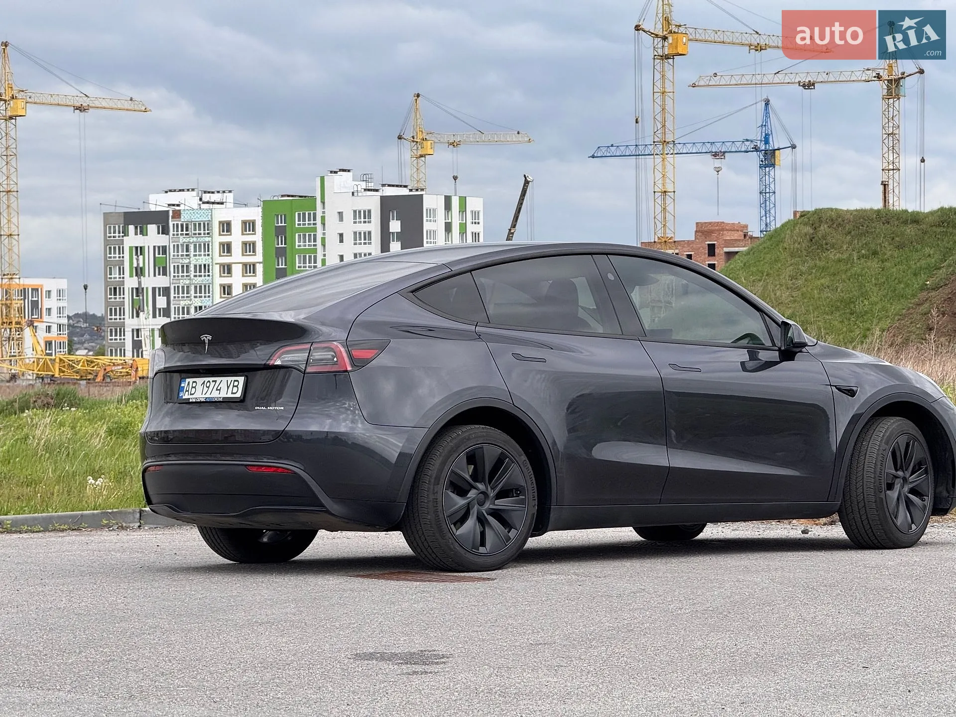 2024 Tesla Model Y - мініатюра 15