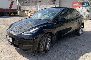 Позашляховик / Кросовер Tesla Model Y 2022 в Львові