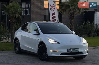Внедорожник / Кроссовер Tesla Model Y 2021 в Львове