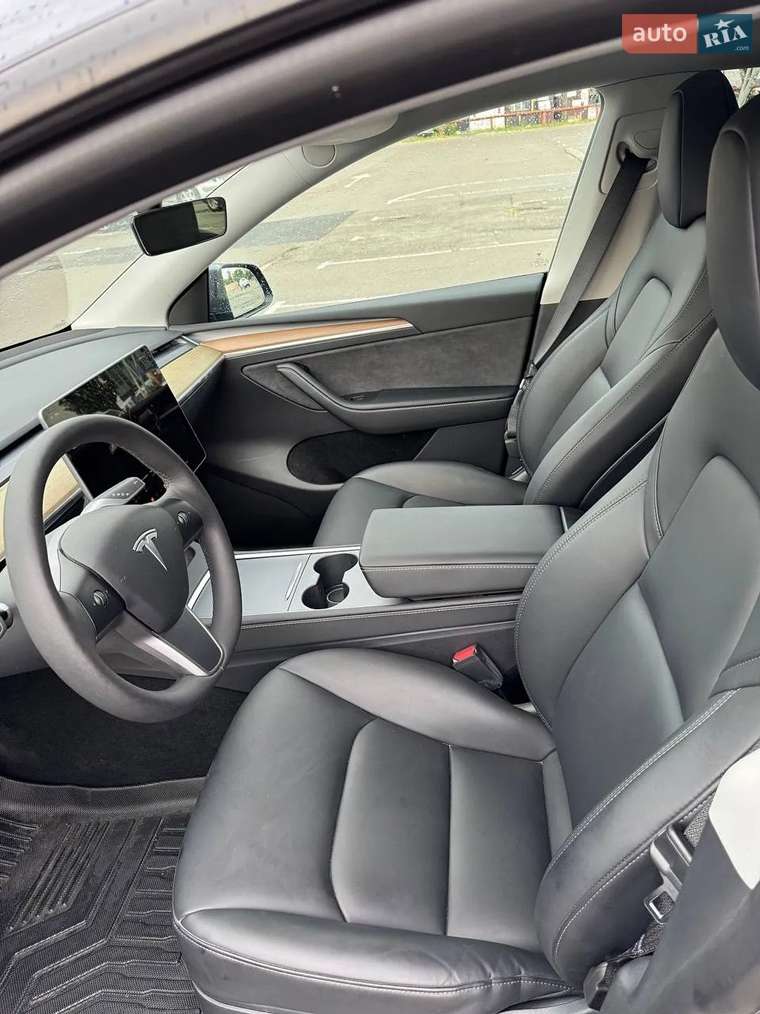 2025 Tesla Model Y - мініатюра 11