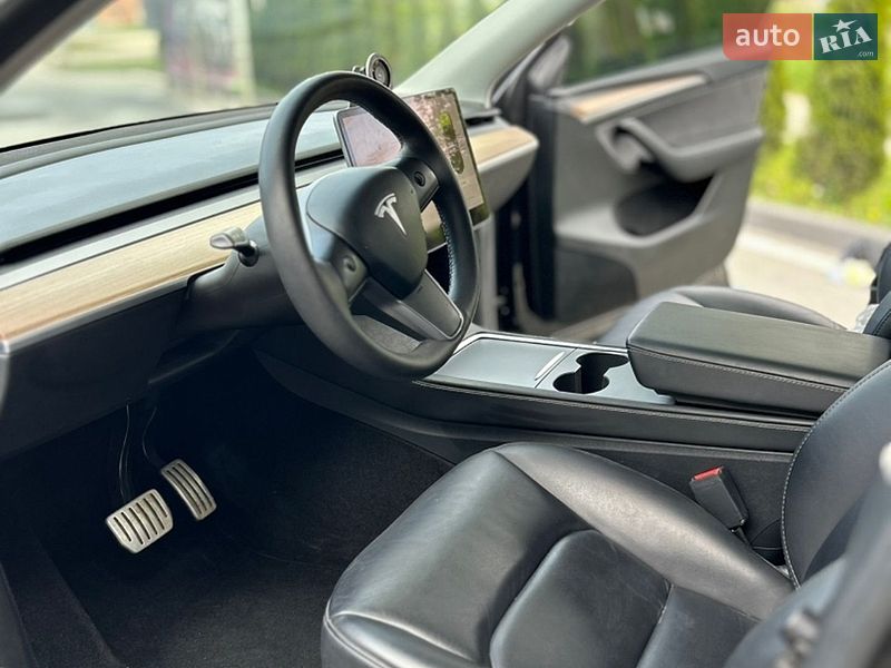Позашляховик / Кросовер Tesla Model Y 2023 в Самборі