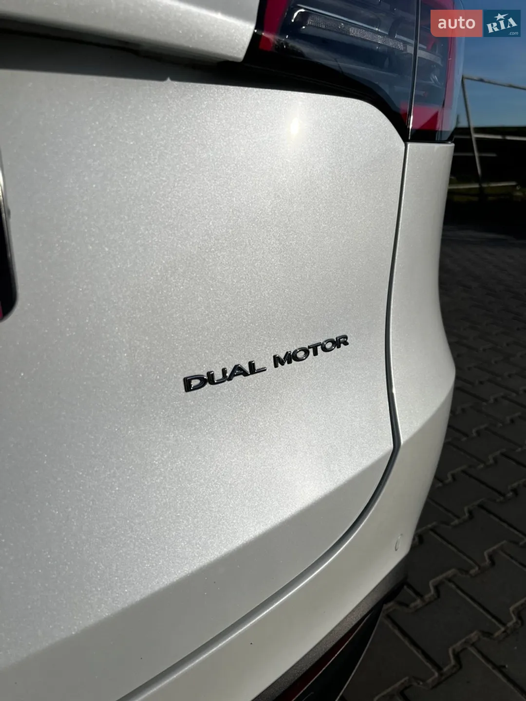 2020 Tesla Model Y - мініатюра 11