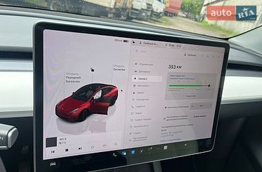 Позашляховик / Кросовер Tesla Model Y 2023 в Львові