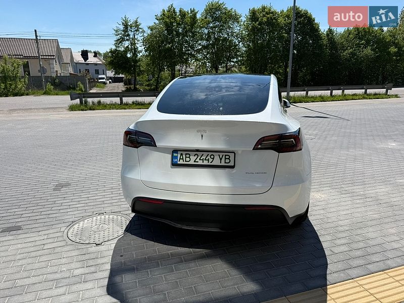 Позашляховик / Кросовер Tesla Model Y 2024 в Вінниці фото 12 Позашляховик / Кросовер Tesla Model Y 2024 в Вінниці