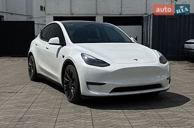 Позашляховик / Кросовер Tesla Model Y 2024 в Одесі