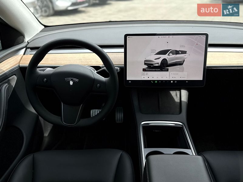 Позашляховик / Кросовер Tesla Model Y 2024 в Одесі