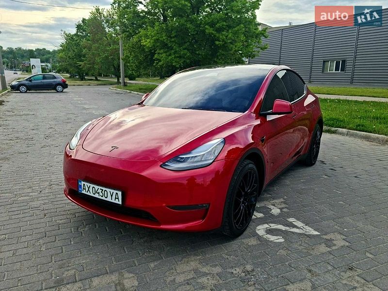Позашляховик / Кросовер Tesla Model Y 2020 в Харкові