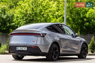 Внедорожник / Кроссовер Tesla Model Y 2025 в Львове