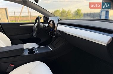 Позашляховик / Кросовер Tesla Model Y 2023 в Тернополі